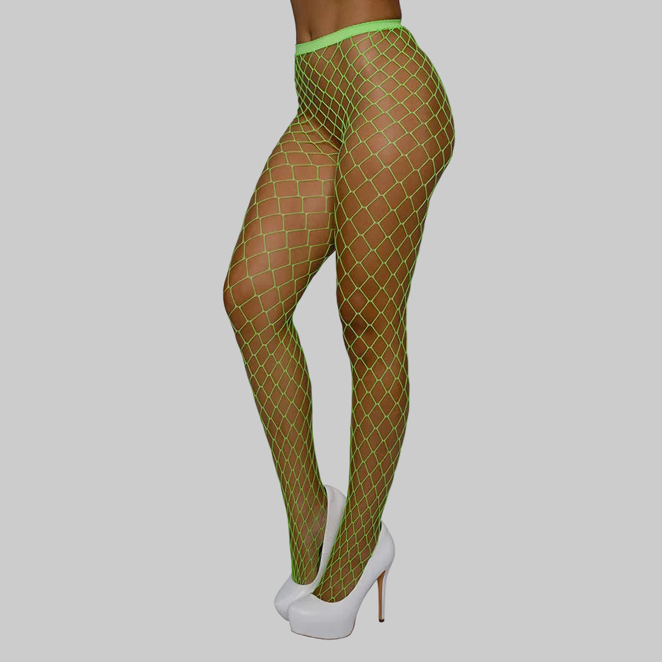 Wide, diamond-net fish net pantyhose.