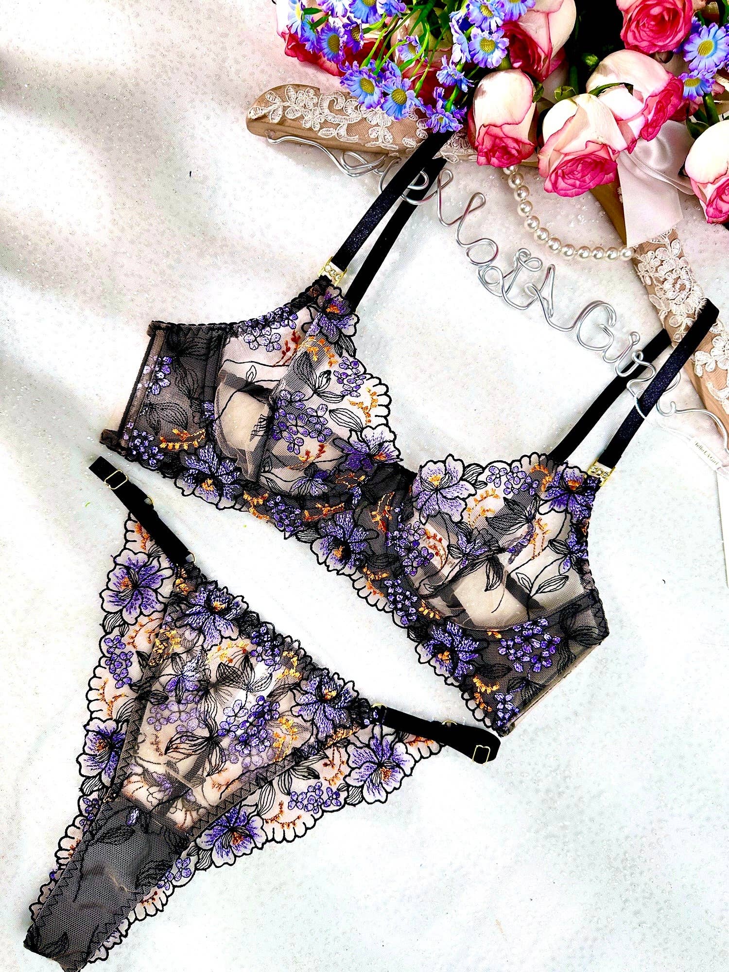 Elegant Noir Bra & Panty Set
