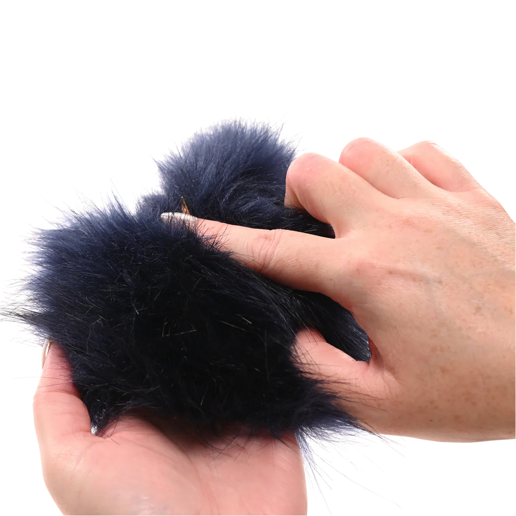 Cougar Spiked Sensation Glove