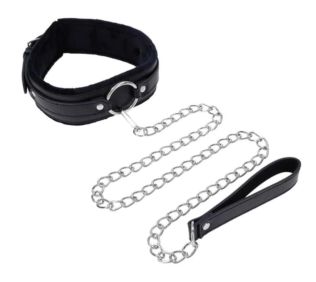 Black faux-leather collar with a larch O-ring at the front and center, riveted down on both sides of the ring.